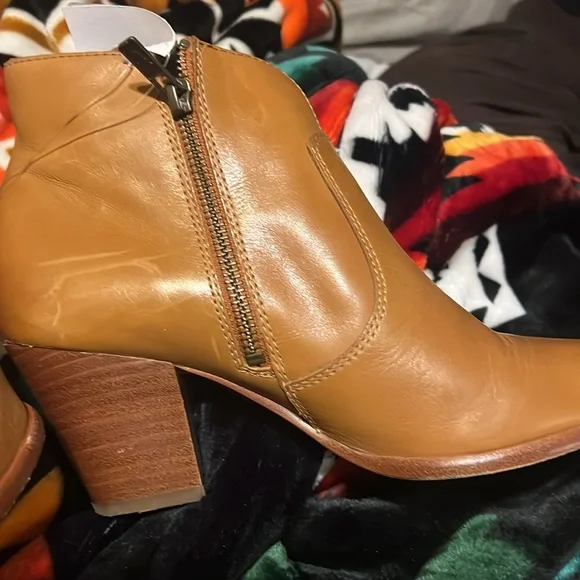 Frye size 7 - Picture 9 of 10